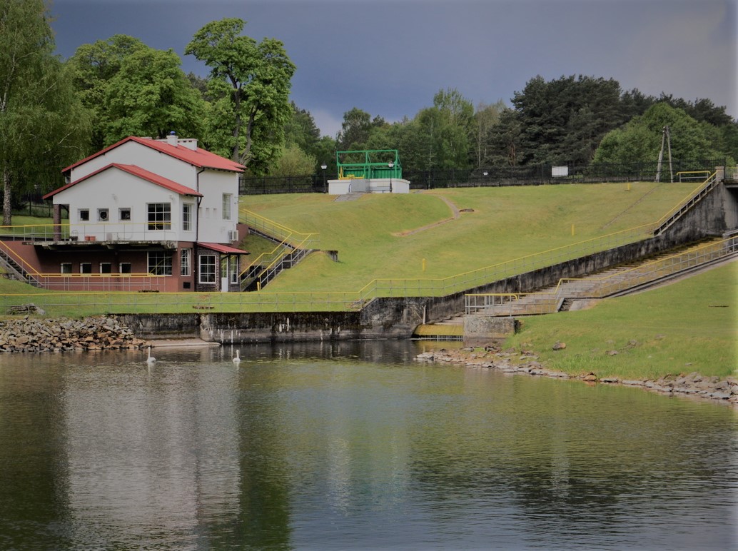 field station in Suszek