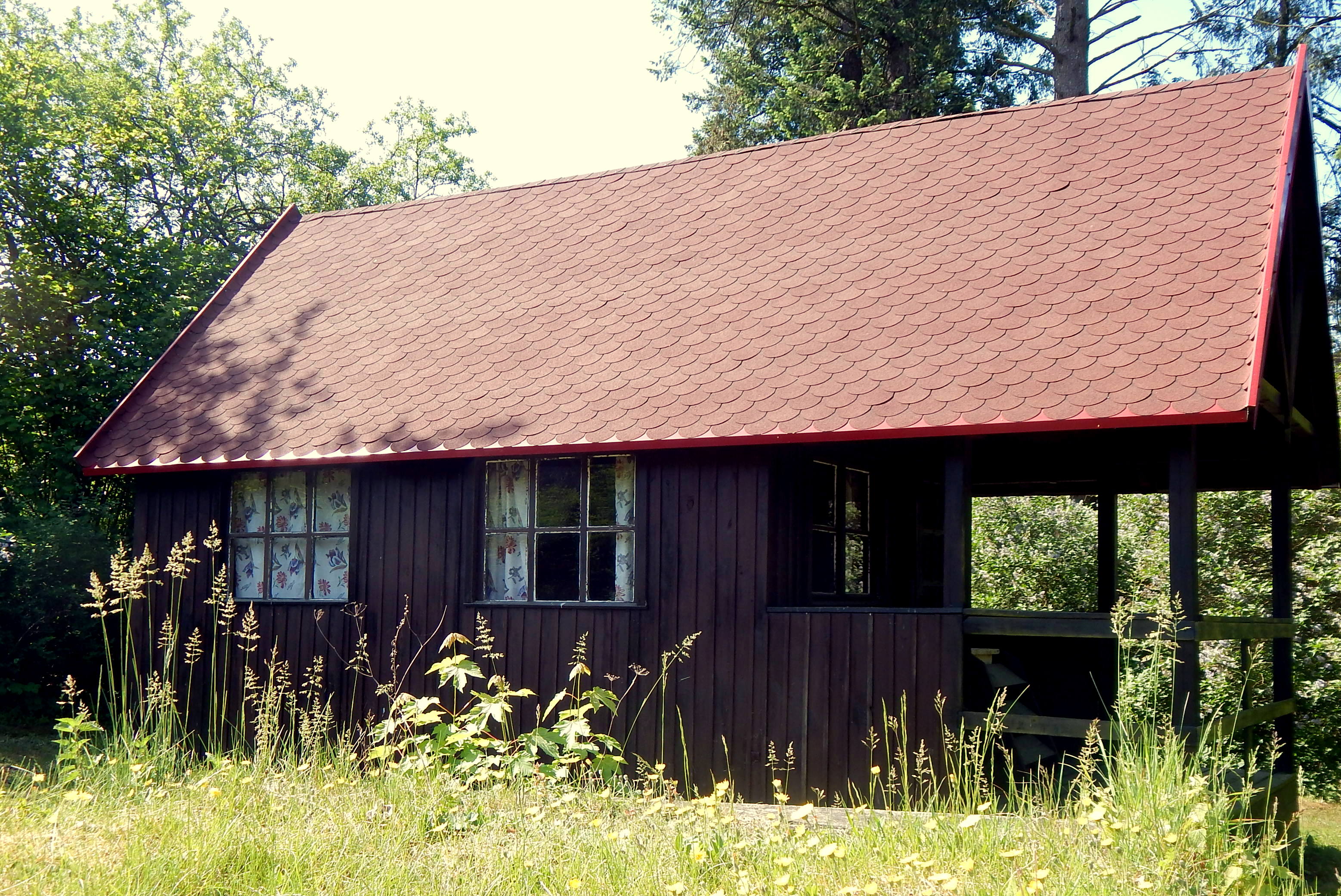 field station in Suszek