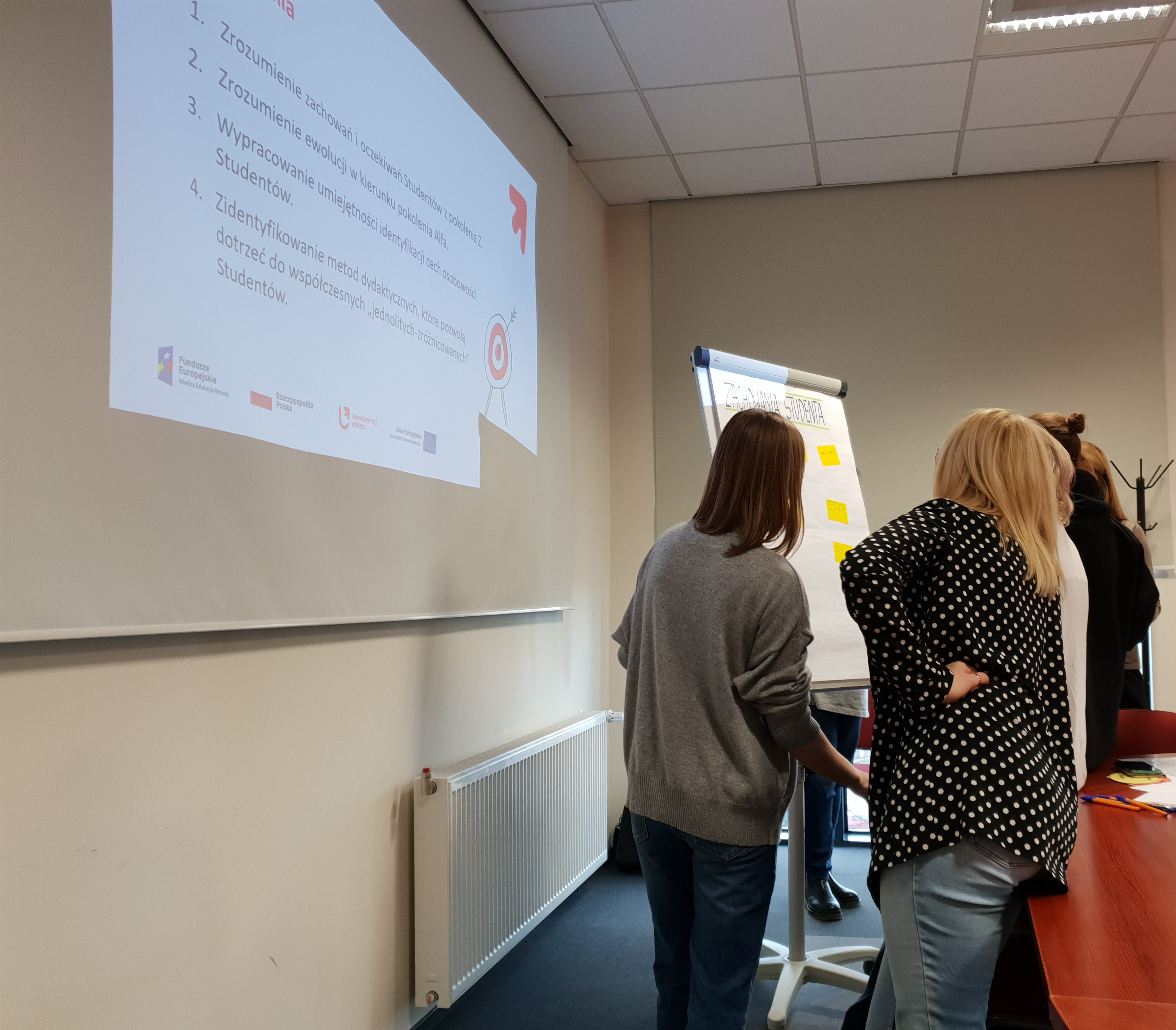 na zdjęciu uczestniczki szkolenia Różnice pokoleń studentów