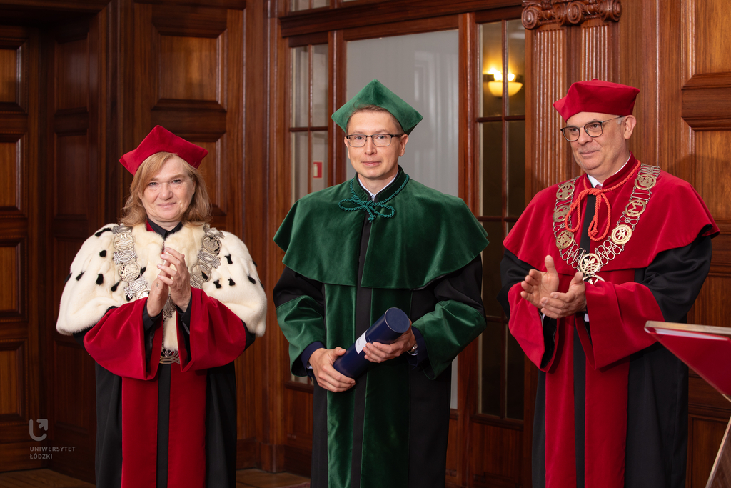 dr hab. Tomasz Mamos