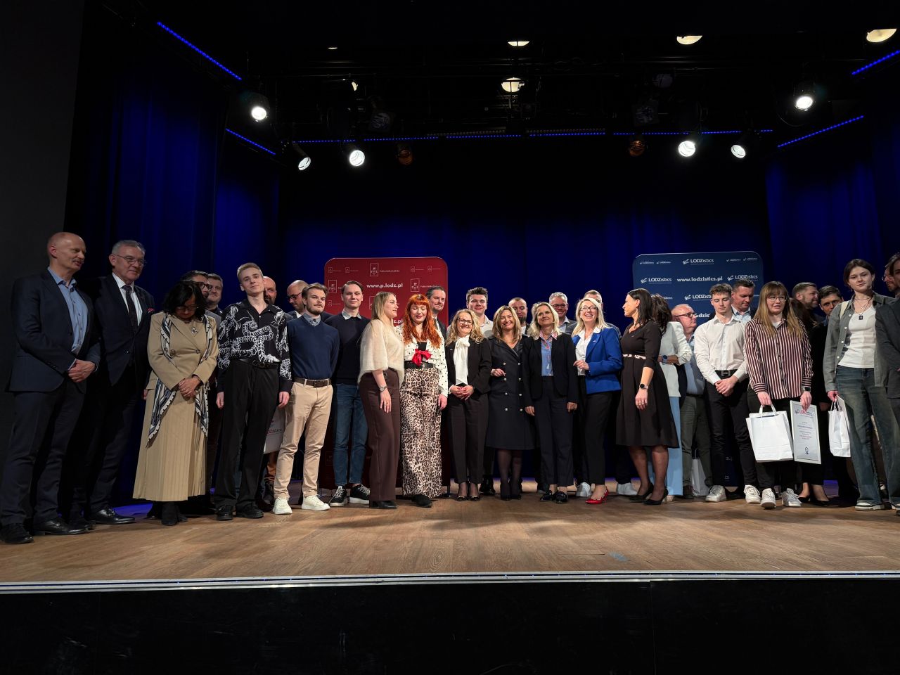 Photo of the winners of the My Vision of Logistics competition