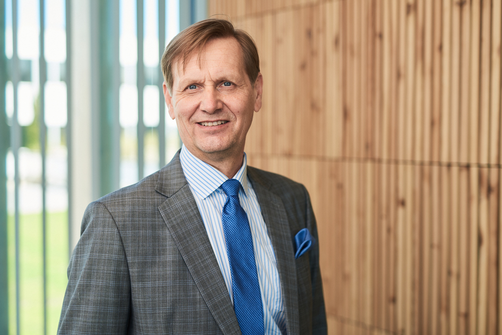 Dr. Matti Sommarberg, Professor of Practice