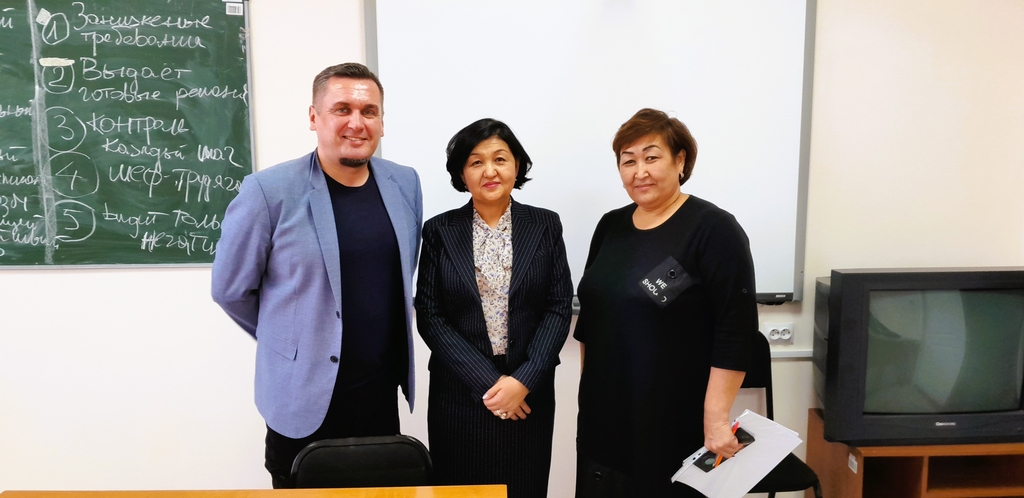 Dr Doński-Lesiuk with colleagues from Kazakhstan