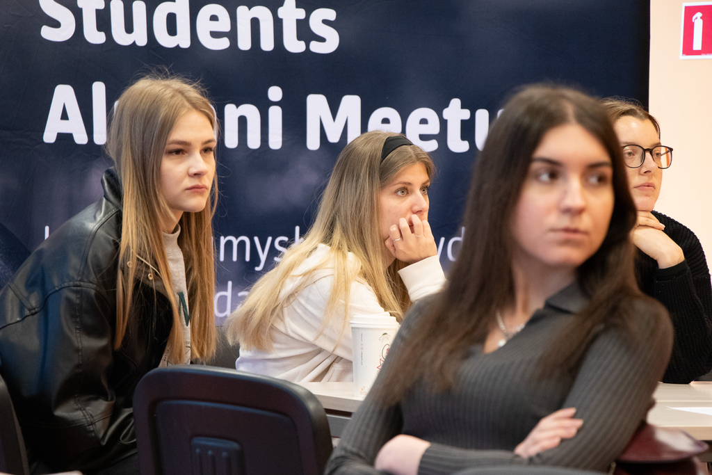 studenci