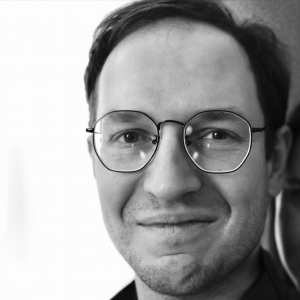 employee photo