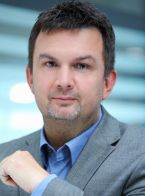 portret Grzegorz Siewiera