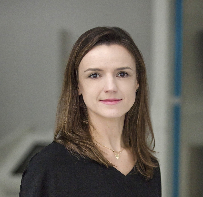 MAGDALENA KOSIADA-SYLBURSKA 
