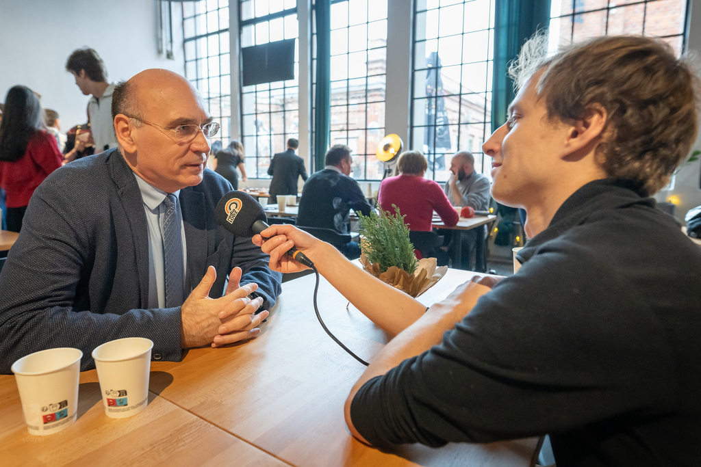 dr Paweł Kowalski komentuje sytuację polityczną w Polsce dziennikarzowi Radia Łódź