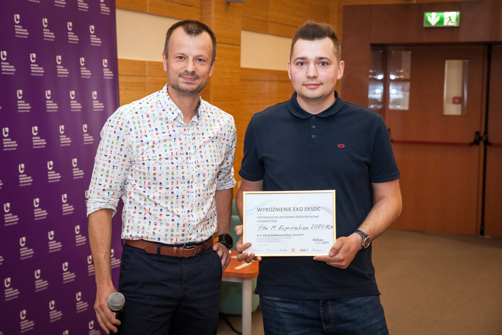 Winners and members of the Jury of the Eksoc StartUP! competition