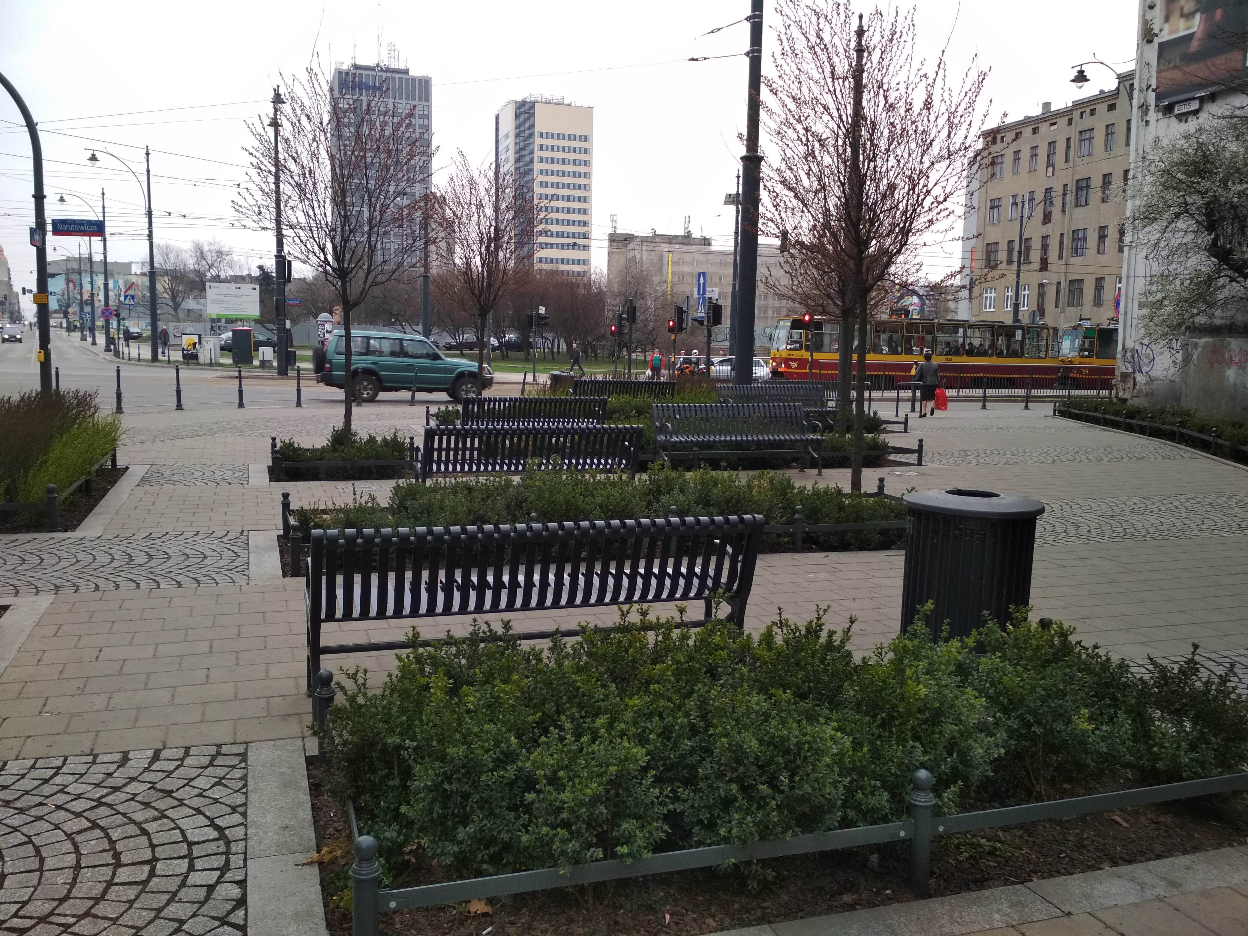 Elements of small green architecture in the city