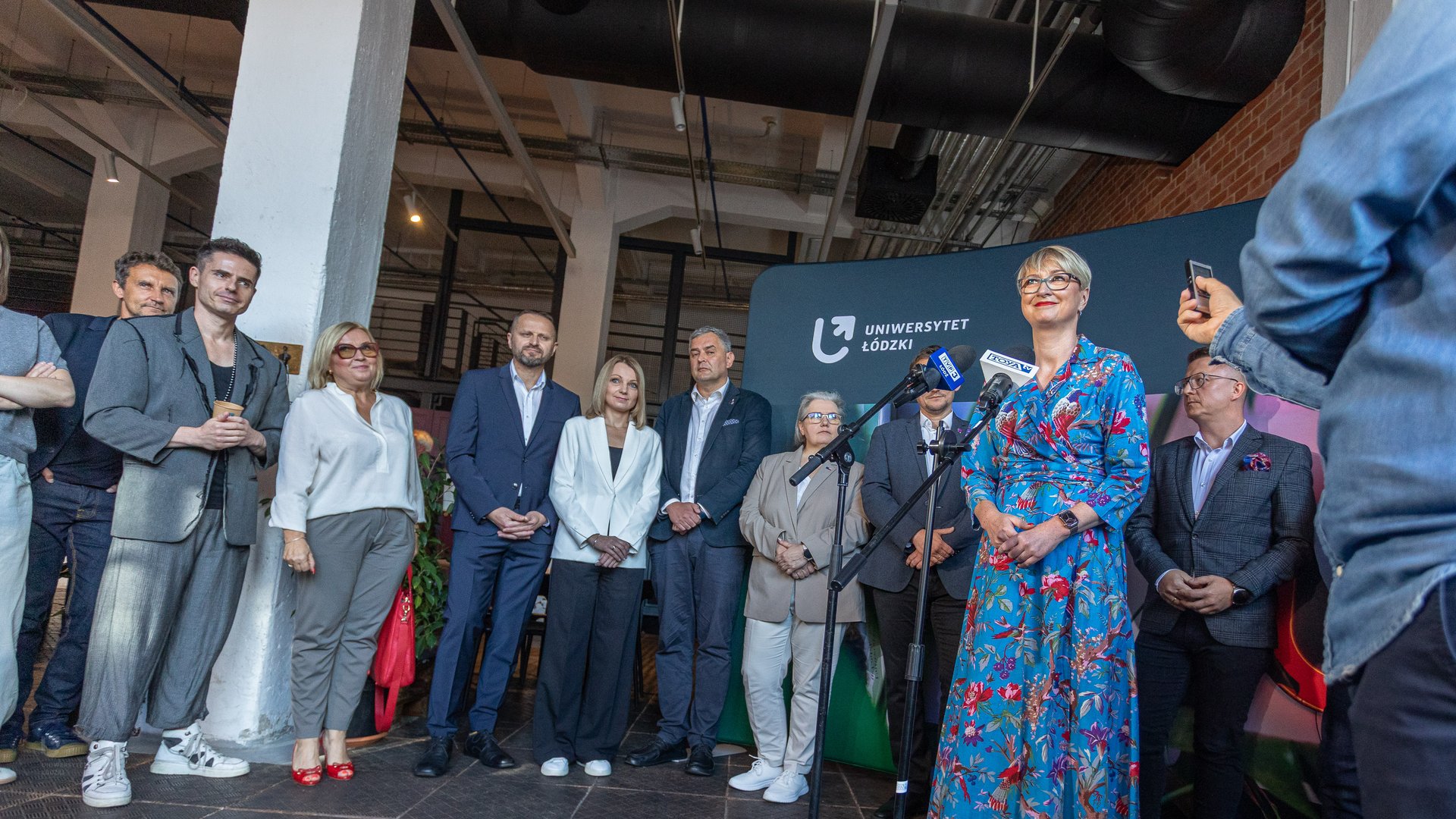 Uczestnicy briefingu podczas wrześniowego śniadania prasowego UŁ