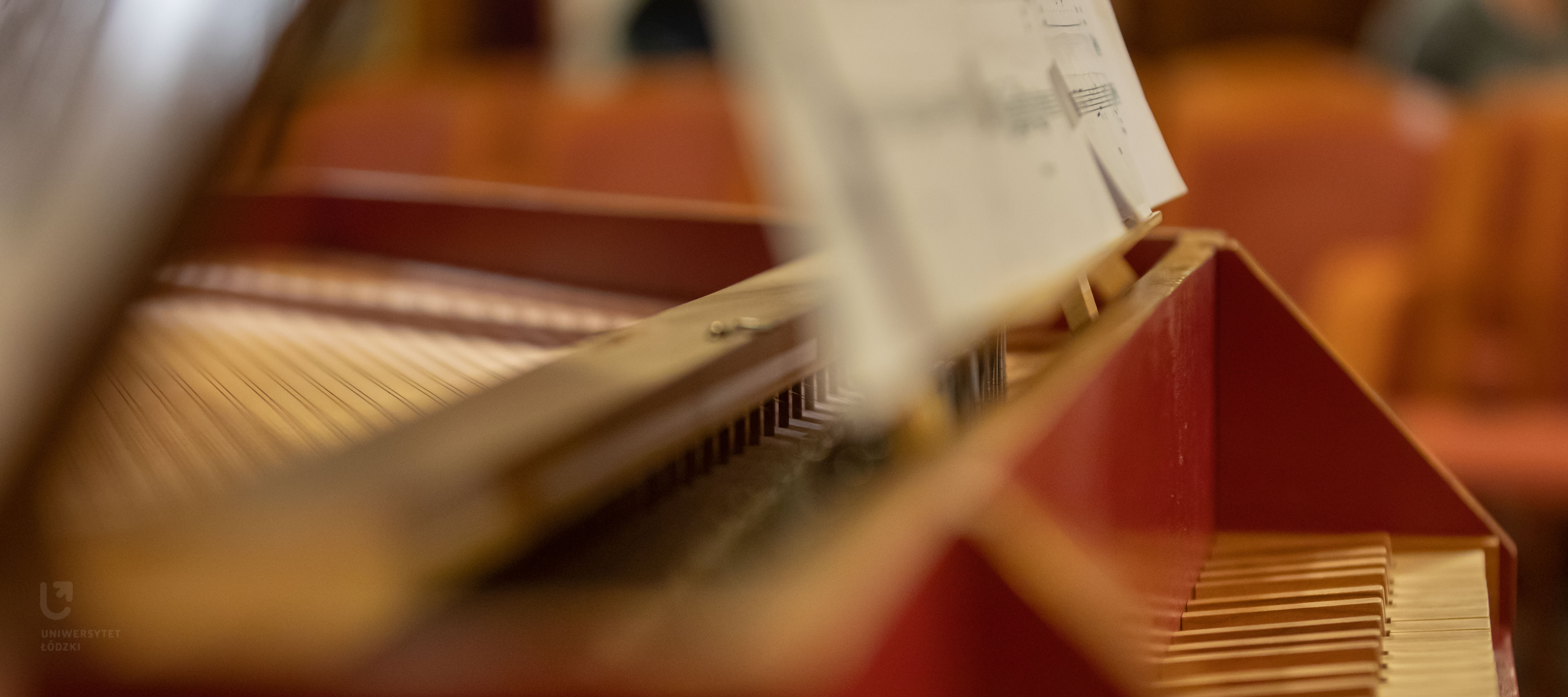 pianino, nuty